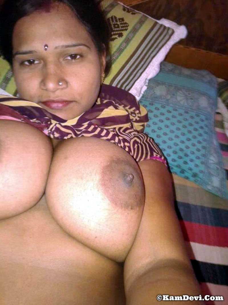 Nude indian bhabhi boobs