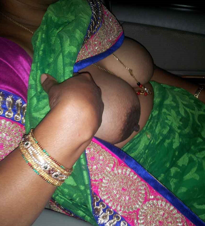 Indian bhabhi lesbo l boobs pics