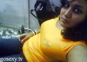hot indian bhabhi nipple pics