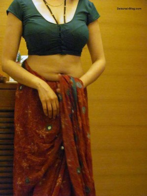 Desi bhabhi removing bra and blouse sari nude-2