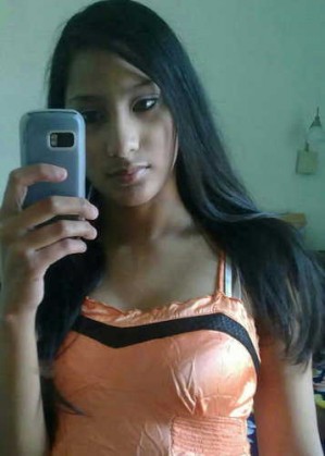 ndian college hostel girl porn boobs photo