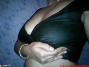 aunty nude in black bra image