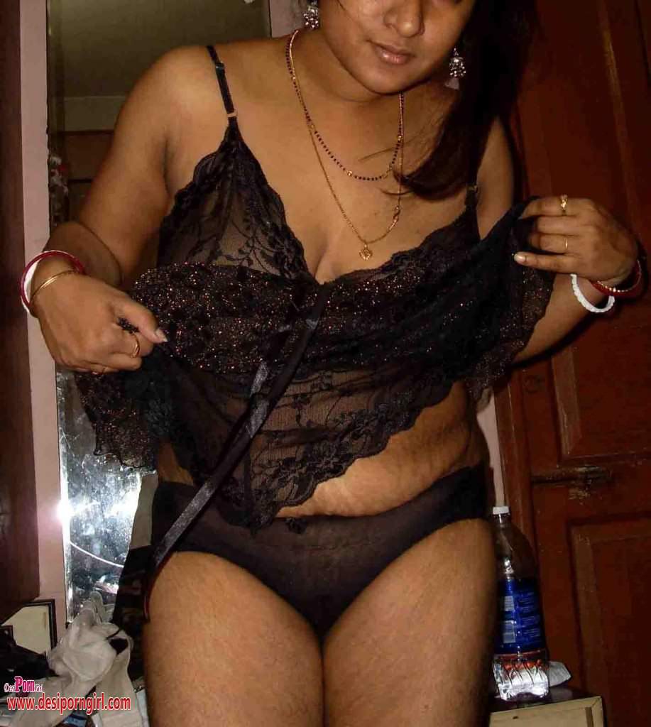 917px x 1024px - Sexy Bhabhi Bra Removing Nighty Having Sex In Night