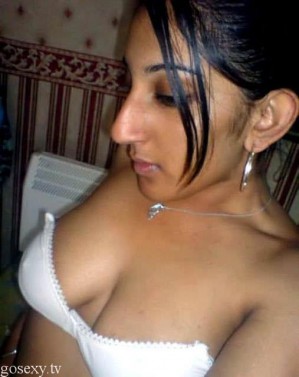 indian desi milking boobs nipples real images