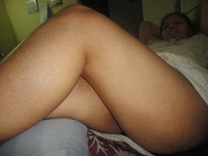 nude bhabhi ji ki sexy legs