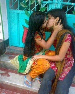 nude girls lesbian sex story in hindi 