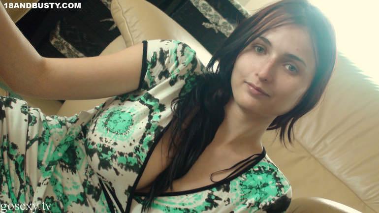 Arabic Models Naked - Hot Arab Young Girl Sexy Naked Pictures