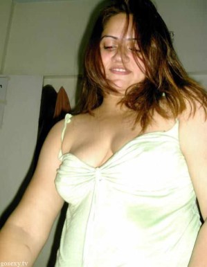 hot sexy naked indian aunties