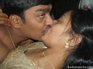 besharam-Indian-couple-sex