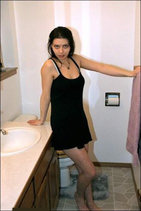 horny indian girl bathroom nude pictures
