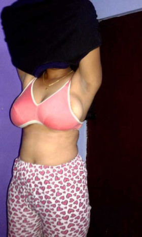 Shaved Armpits Hot Naked Indian Desi Girl