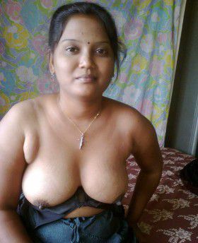 beaytiful aunty village girl big boobs nude images