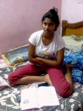 Bedroom Hot Erotic Pics Indian College Teen Pussy Girl