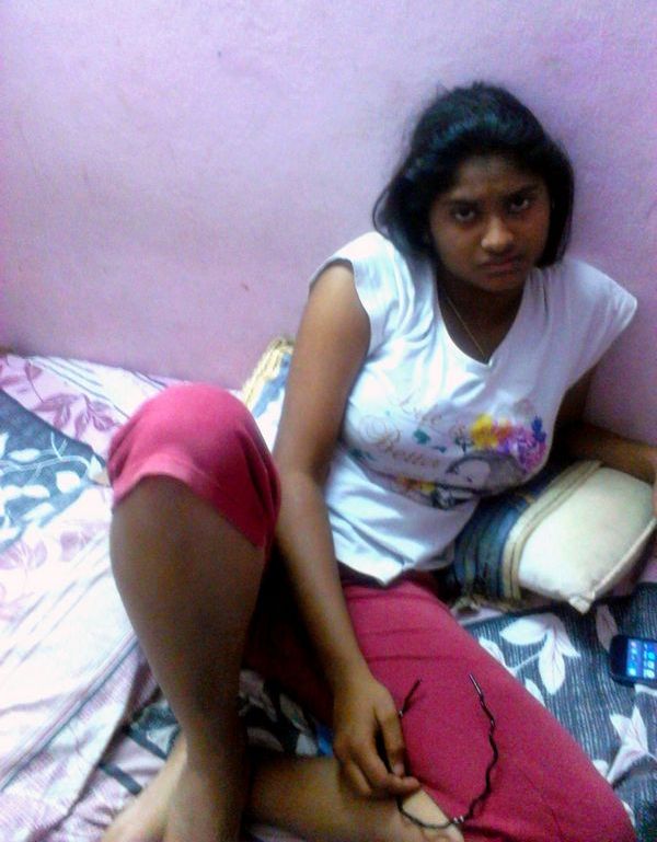 South Indian College Girl Nude - Seductive Hot South Indian Sexy College Girl XXX Naked Pics
