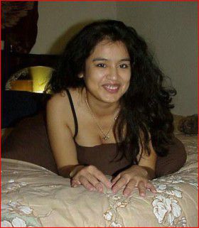 Cleavage Sneak Hot Indian Nude Married NRI Lady