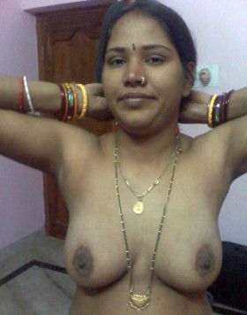 Desi hot village bhabhi nude photos