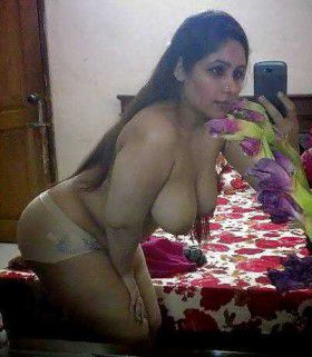 Erect Nipple Boobs Indian Wife Hot Sexy Slut