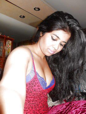 horny indian desi bhabhi honeymoon hotel room sexy xxx pics