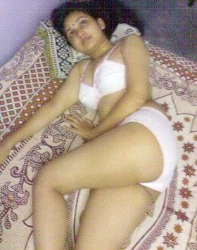 Hot Sexy Indian Desi Nude Girls XXX Pics