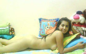 Indian Nangi College Girl Masturbating Webcam Pics