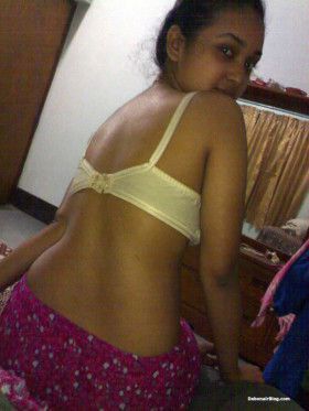 Indian nangi Girl Hotel Room XXX Hot Nude Pics