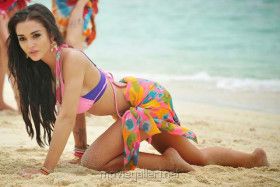 indian teen sand bikini dress hd pictures