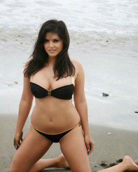 Outdoor Beach Sex Pics Sunny Leone Hot Naked