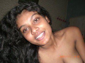 South Indian Naked Babe Boobs Slipping