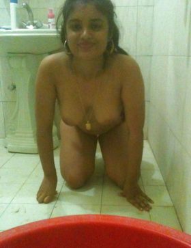 sexy desi naked bhabhi