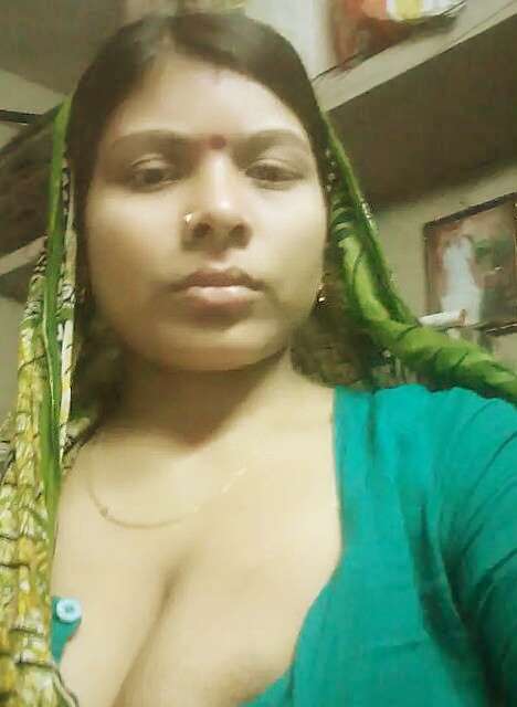 Dehati Xxx Moti Bhabhi - Naked Moti Saree Wali Bhabhi Pic