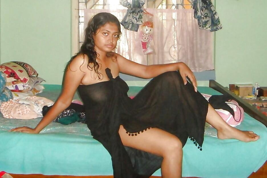 South Indian Bhabhi Tamil Housewife - Naughty South Indian Wife Pics Collection Desi Wife Naked Sex Pics