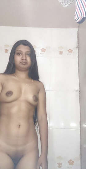 desi Indian babe sexy nude pic
