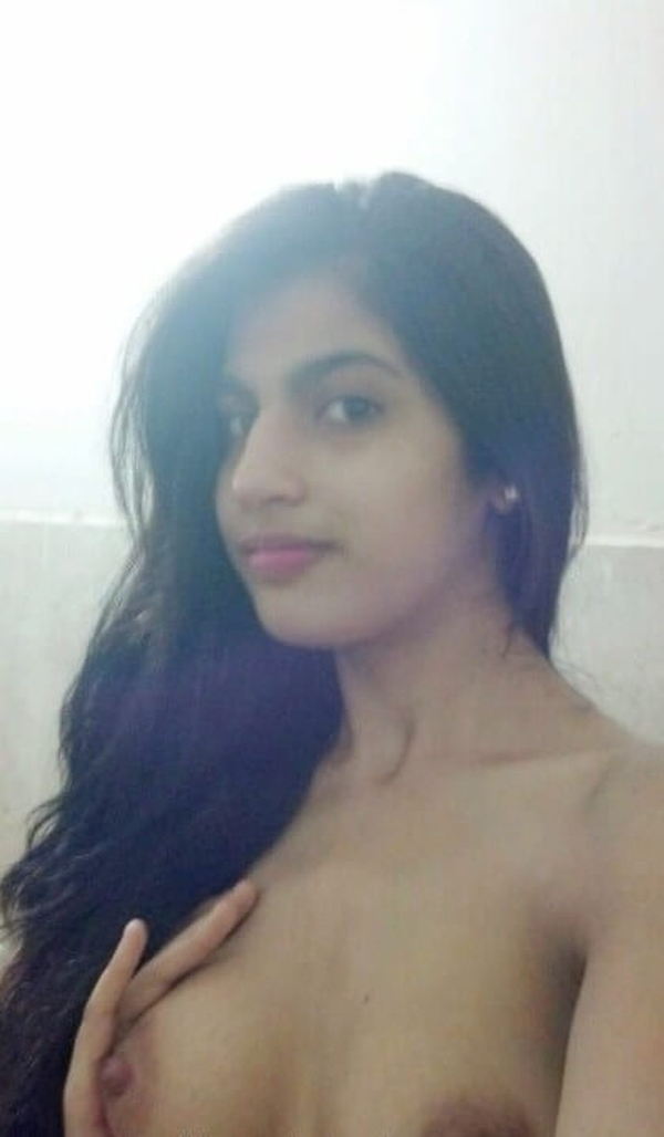 Pretty Indian Nudes
