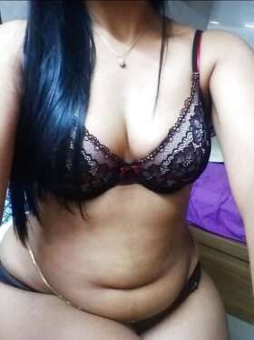 big boobs gorgeous Indian housewife