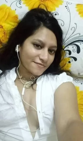 sexy young desi bhabhi