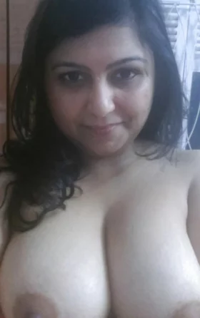 huge boobs chubby Punjabi wife