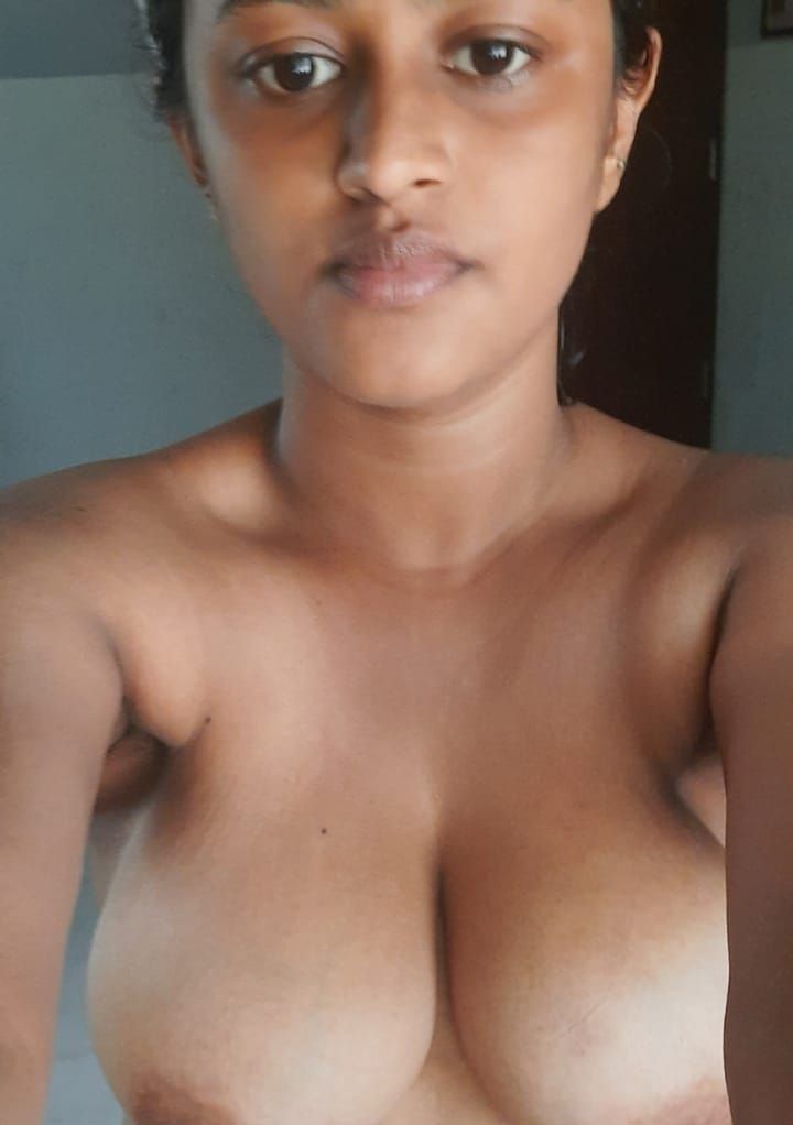 Indian Girl With Huge Tits Porn - Big Boobs Cute Indian Girl Nude Photos