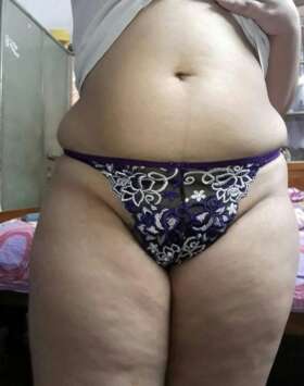 chubby Bengali girl in panty
