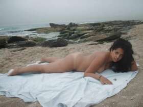 tanned naked wife