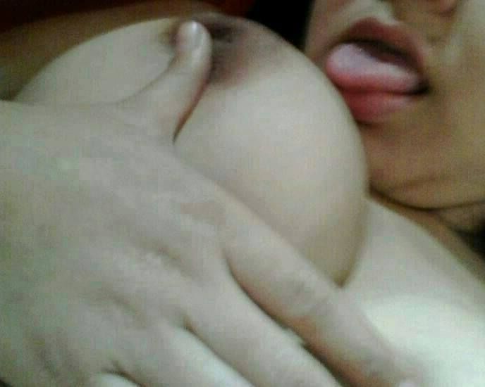 massive titty hot chick