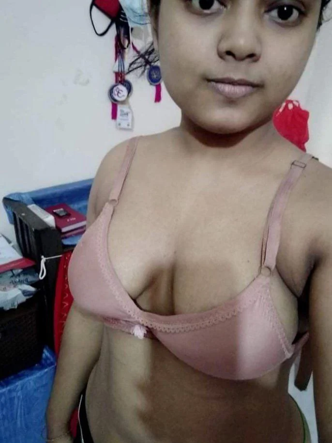 Bubbly Indian Girl Boobs