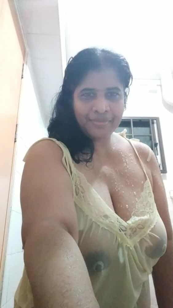Mature Sexy Tamil aunty nude