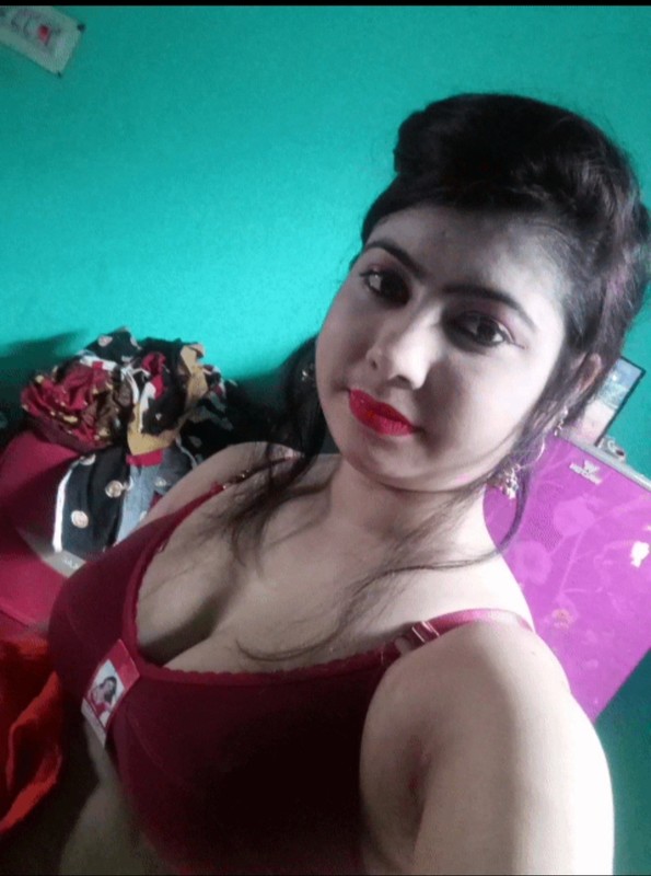 lovely Bangladeshi beautiful teen